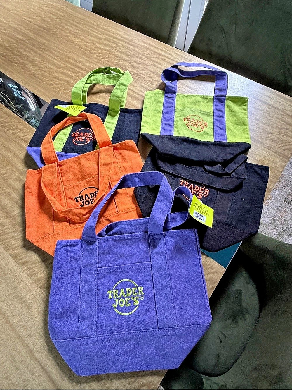 Trader Joe's Trick-or-Treat Mini Canvas Tote Bag Set